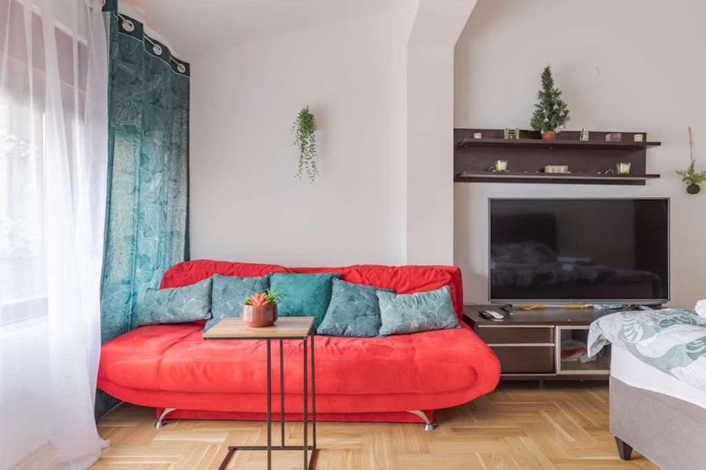 Warm House Full Of Green Ambient,Joy And Comfort Zagabria Esterno foto